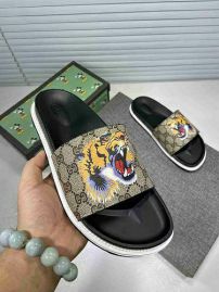 Picture of Gucci Slippers _SKU245983659032029
